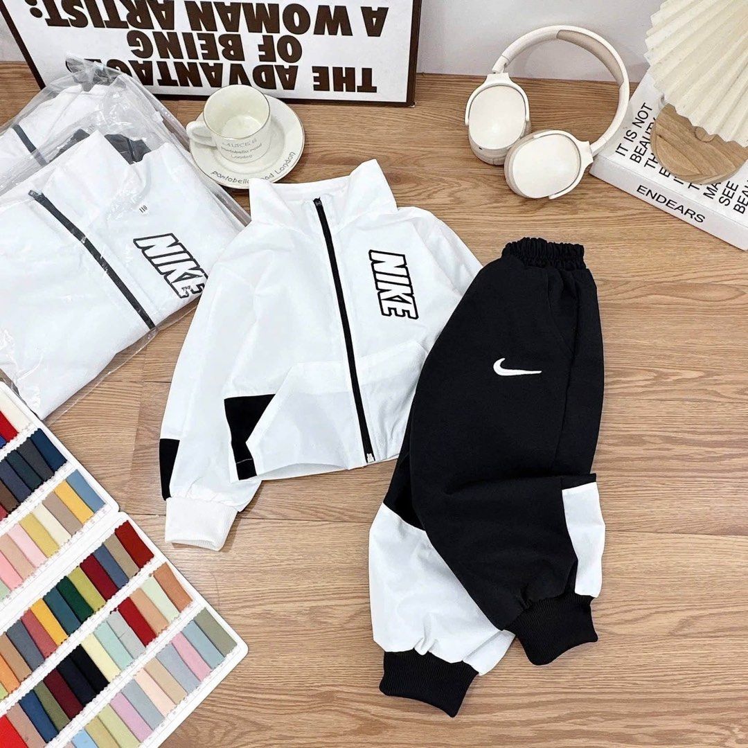 Nike Terno Set Windbreaker Jacket with Jogging Pants (Category: Babies & Kids Fashion) located in Quezon City. Submitted by ad.kloset (Listing ID 1470511046, Image 3). Description: .