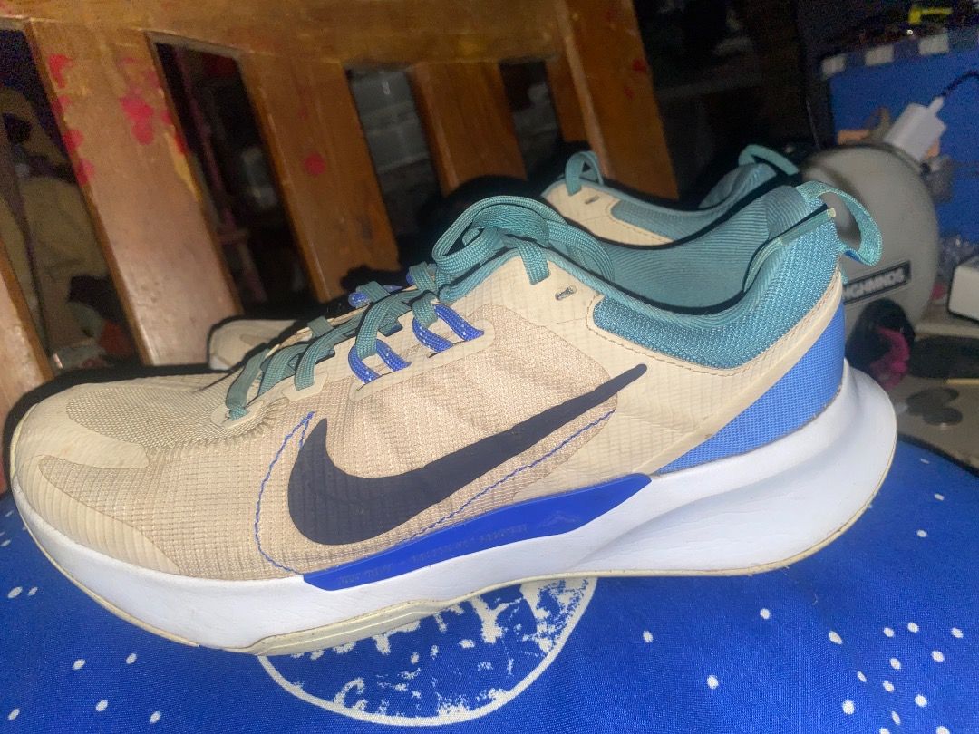 Nike trail (Category: Sneakers) located in Caloocan City. Submitted by fiercestone_51ce01 (Listing ID 1470365916, Image 2). Description: .