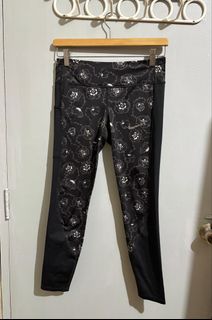 (Category: ) located in . Submitted by margascloset_ (Listing ID 1470493325, Image 1). Description: .