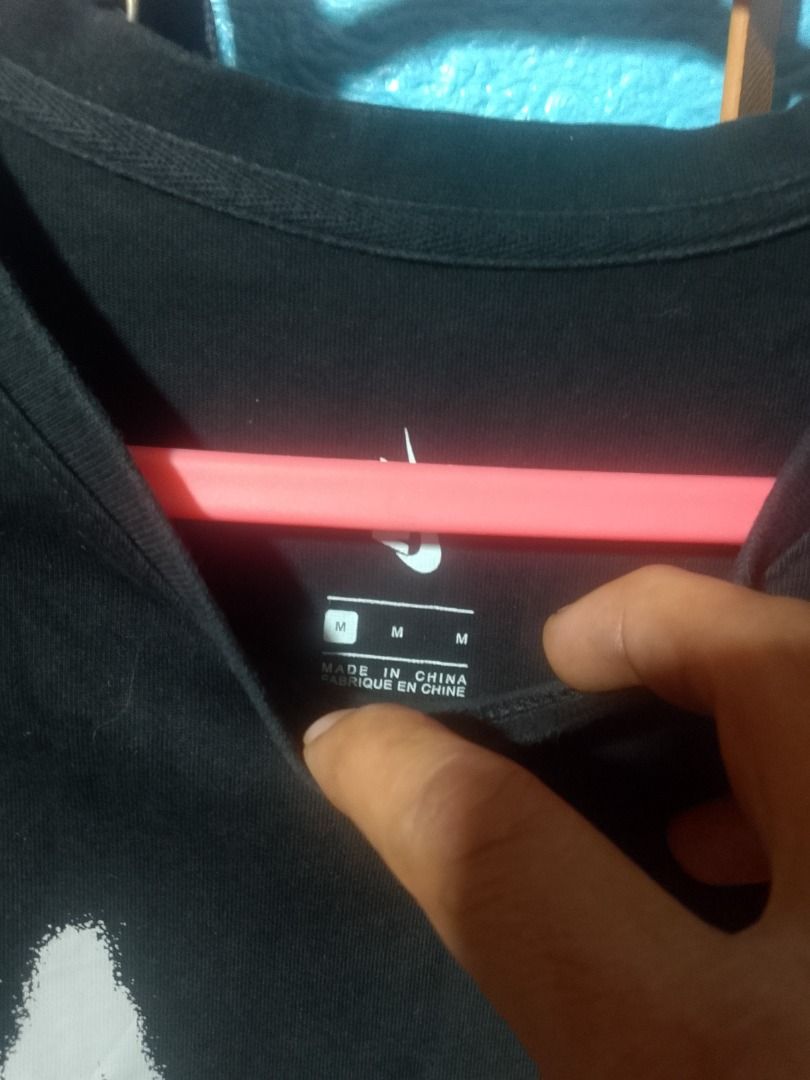 Nike x offwhite (Category: Coats, Jackets and Outerwear) located in Caloocan City. Submitted by 23nomyer (Listing ID 1470488324, Image 3). Description: .