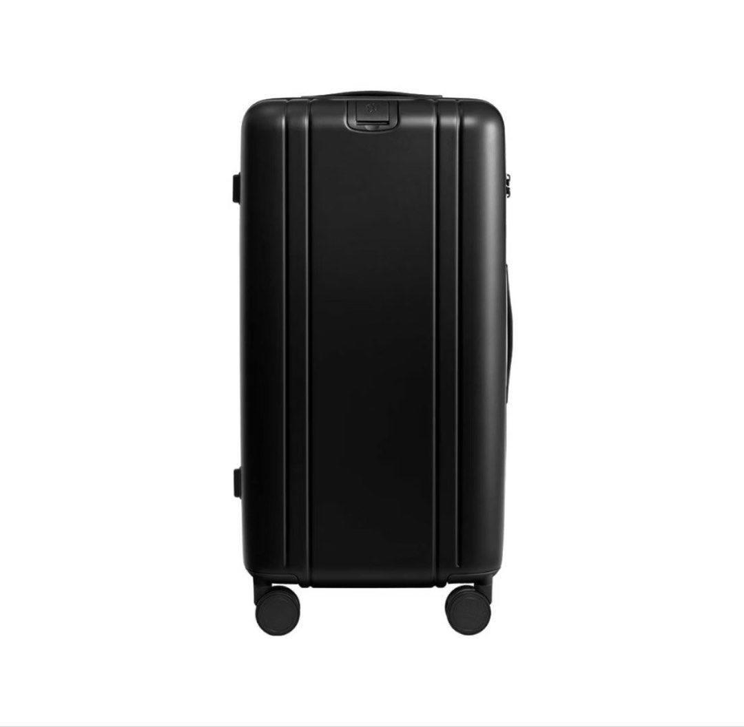 NINETYGO Hobo Trunk Luggage (Category: Luggage) located in Bulacan. Submitted by d3clutters (Listing ID 1470372436, Image 1). Description: - 28 inches, black - 97.7L capacity, 4.8kg - polycarbonate material - includes front buckle strap for handbag, etc. - with visible light scratches die to airport handling but does not compromise the quality of the luggage ! - srp: ~7.5k dm for actual photos rfs: will buy a new one!.