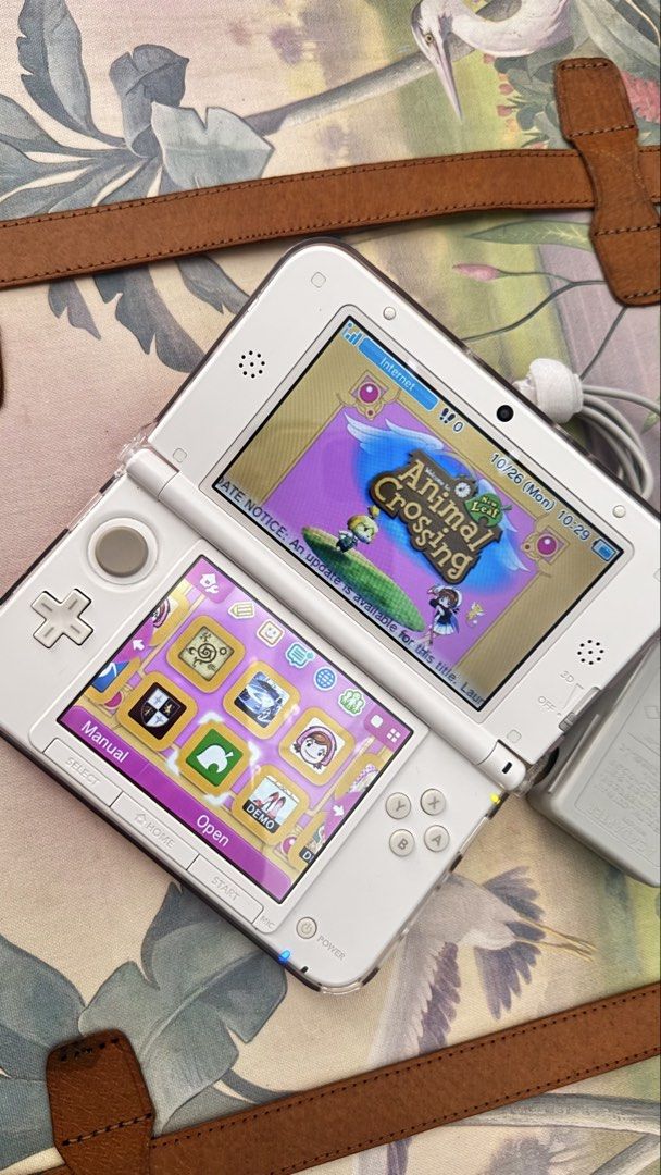 Nintendo Pink 3DS XL (Category: Other Mobile & Gadget Accessories) located in Imus. Submitted by pocketfullofcandies (Listing ID 1470364893, Image 3). Description: Color is white pink with white coral. With original pen, working properly. Already have games installed. .