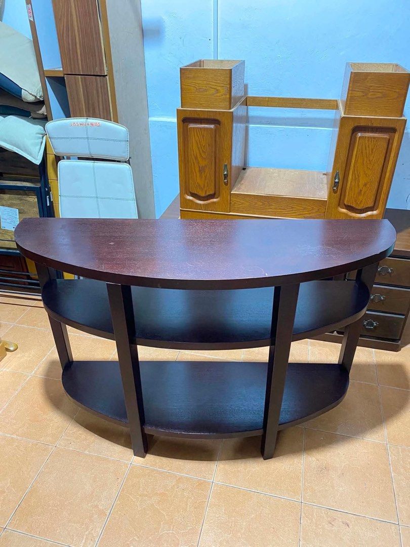 NITORI CONSOLE TABLE (Category: Announcements) located in Manila. Submitted by nanzkie_2015 (Listing ID 1470353428, Image 1). Description: japan surplus.
