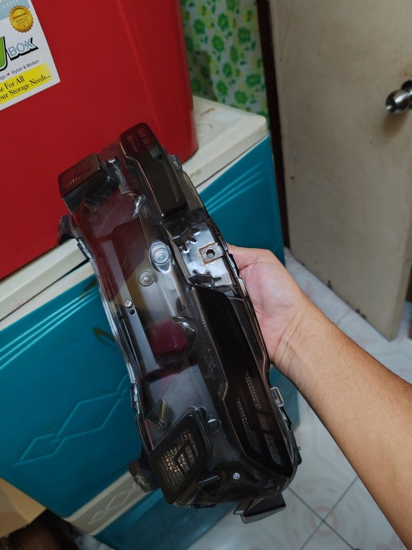Nmax V3 Stock Tail Light Fresh (Category: Body Parts and Accessories) located in Manila. Submitted by newtiger_4396d9 (Listing ID 1470388739, Image 2). Description: - Genuine stock tail light for Yamaha Nmax V3 - Like New - RFS - Upgraded to JPA. - All in Good Condition.