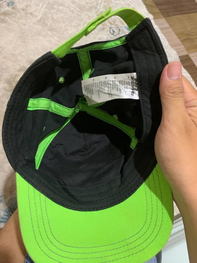 no fear (Category: Activewear) located in Bula. Submitted by justinejar75338 (Listing ID 1470487370, Image 3). Description: No Fear Cap size Kids on tag fitted to Adult size excellent condition no issue color rate 9.5 to 10 400 free shipped 📩📩📩.