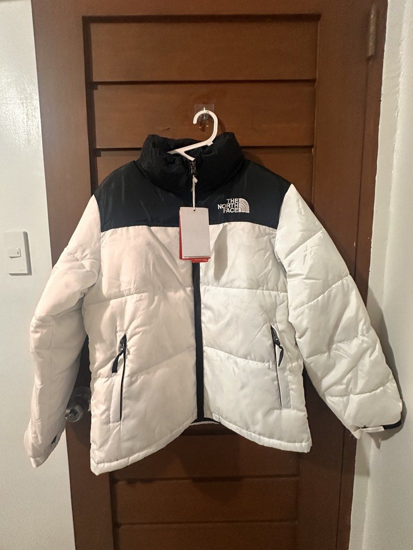 North Face - Nuptse Puffer Jacket women’s Large (Category: Coats, Jackets and Outerwear) located in Manila. Submitted by rfbcastr (Listing ID 1470359636, Image 1). Description: Cannot guarantee authenticity Brand new never been worn Loc: Marikina .