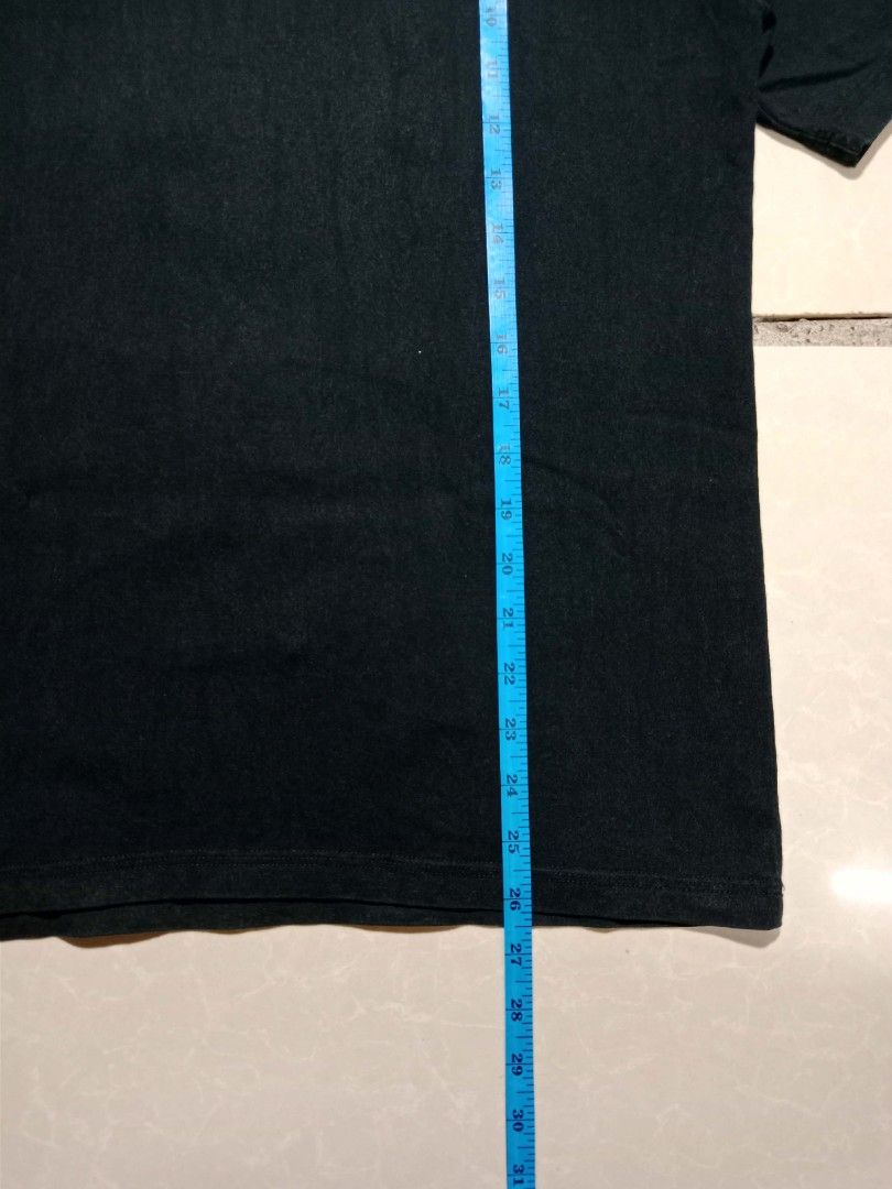 NY YANKEES STYLE GRAPHIC TEE (Category: Tshirts & Polo Shirts ) located in Ozamiz City. Submitted by khean_ibale (Listing ID 1470519592, Image 3). Description: SIZE: M COLOR RATE: 9/10 CONDITION: 9/10 ISSUE: off and On last pic (COLOR MAY VARY DUE TO LIGHTING).