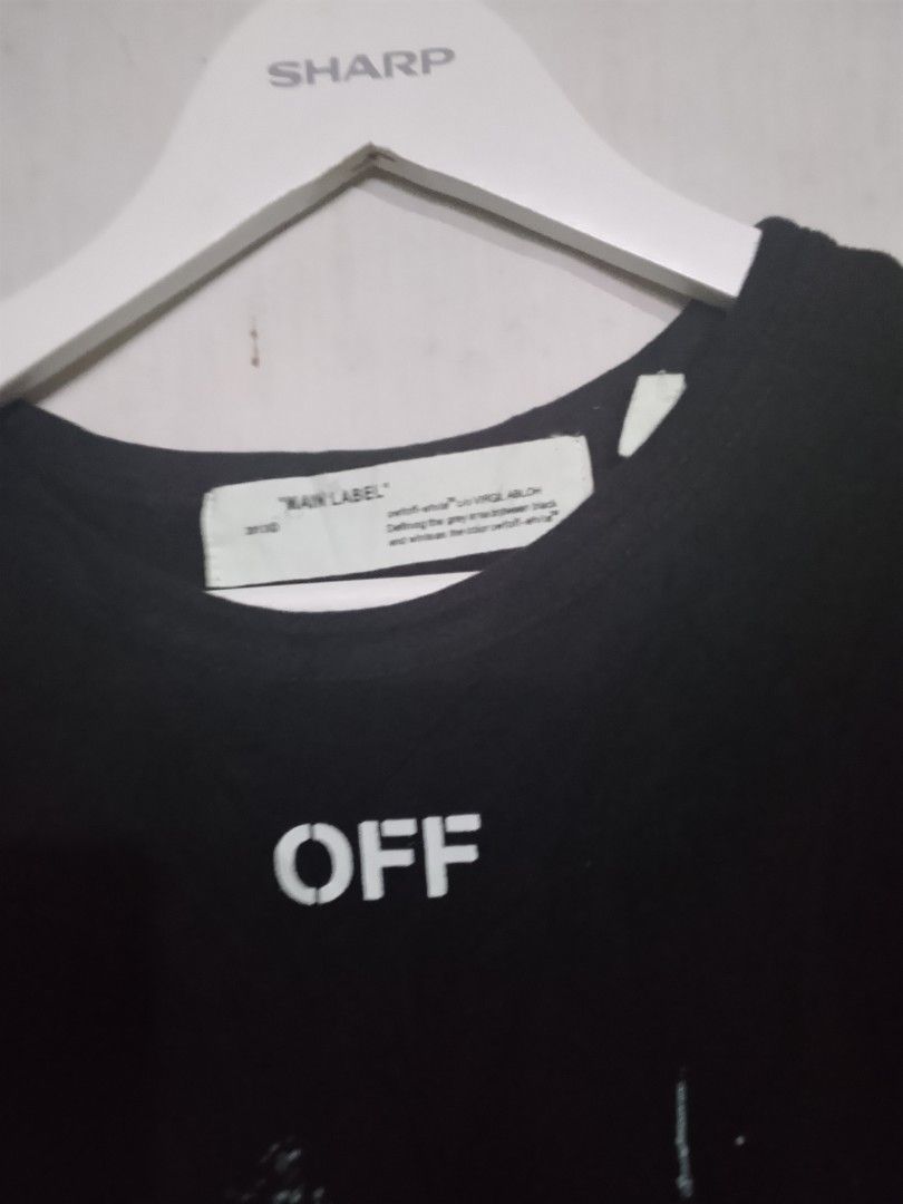 Off white (Category: Formal Shirts) located in Manila. Submitted by ukaythrift2.0 (Listing ID 1470384003, Image 3). Description: .