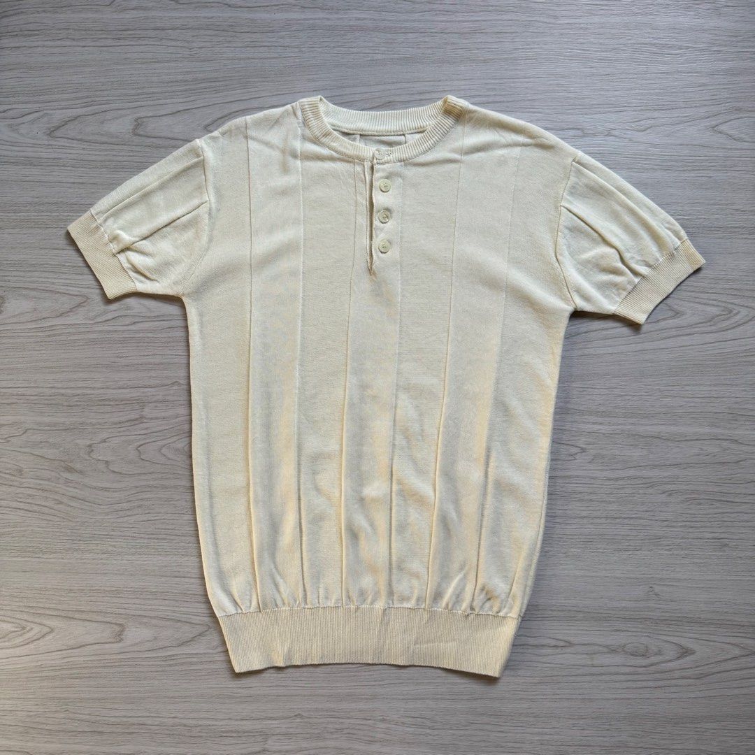 Off White Knit Henley Shirt (Category: Activewear) located in Zamboanga. Submitted by rustic.rev (Listing ID 1470367685, Image 1). Description: Off-white knit henley shirt Like new condition Tagged: NA Actual Measurements: Pit to pit: 20” Length: 27.5” Shoulders: 19” Sleeves length: .