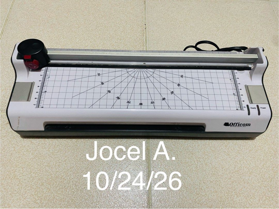 Officom Laminating Machine (Category: Stationery & School Supplies) located in Santa Rosa. Submitted by aeyalaine (Listing ID 1470525499, Image 1). Description: .