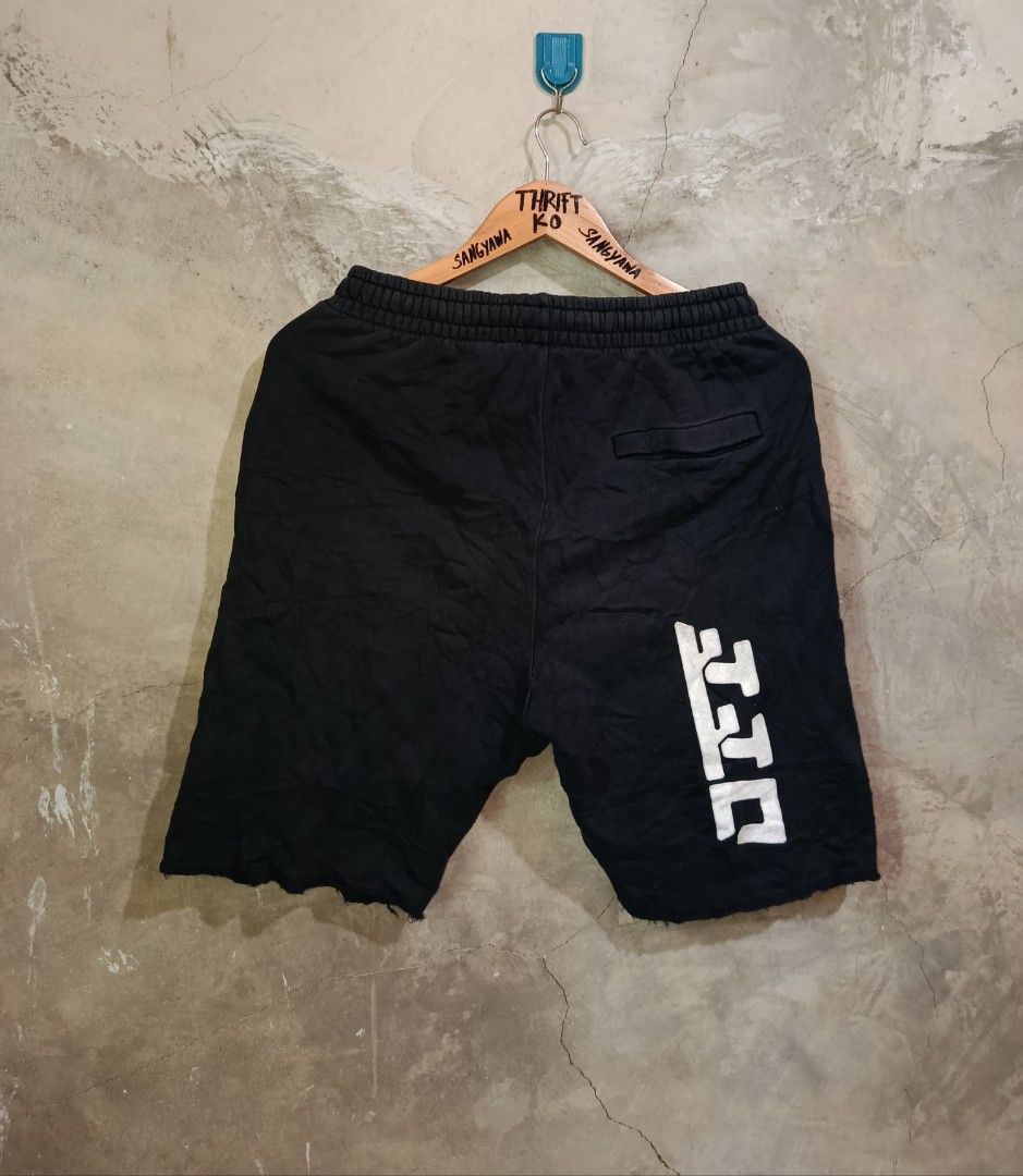 Off-White Black Sweat Shorts (Category: Shorts) located in Kalamansig. Submitted by skone1996 (Listing ID 1470444314, Image 2). Description: - Brand: Off-White - Medium Best fit - 28-32 Waistline - 19.5 Length - 9.7/10 Color rate - Issue Pinhole Nasa Last pic. - Color: Black with white hand logo on front and bold text print on back - Material: Heavy fleece for ultimate comfort - Features: Drawstring waistband, side pockets, back pocket, and styli