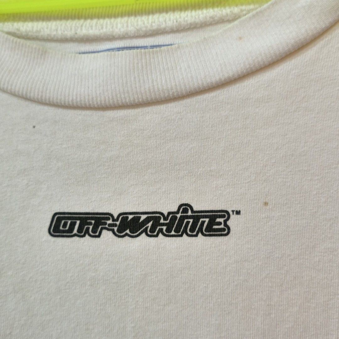 Off-White Marker Arrows Tee White Size XS (Category: Tshirts & Polo Shirts ) located in Quezon City. Submitted by inrelationthrift (Listing ID 1470432849, Image 3). Description: - Brand: Off-White - Color: White with black front logo and red marker arrows on the back - Size: Extra Small (XS) but fit L-XL - Material: 100% premium cotton - Fit: Regular crew neck cut - Condition: Excellent (ready to wear) - Style: Casual streetwear staple, very easy