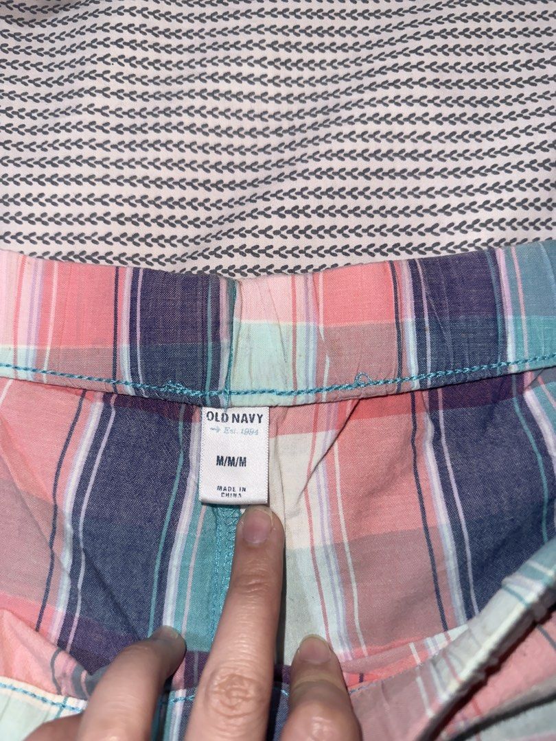 Old Navy Plaid Pajama Shorts Medium (Category: Shorts) located in Santa Ana. Submitted by fatikilla (Listing ID 1470365036, Image 2). Description: - Brand: Old Navy - Item: Plaid pajama shorts (Pink, Teal, Navy Blue) - Size: Medium - Material: Lightweight cotton - Features: Elastic waistband with teal drawstring, curved side hems - Condition: Great for sleeping and lounging.
