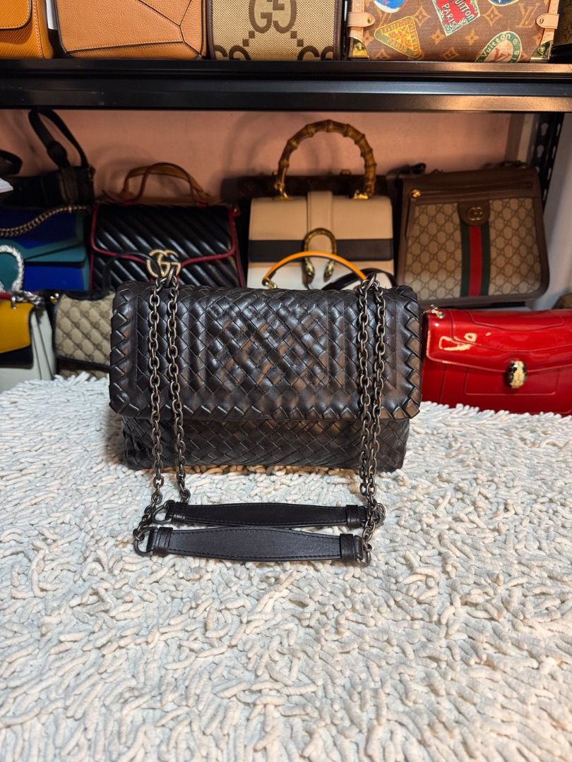 Olimpia Intrecciato (Category: Luxury Bags & Wallets) located in Baguio. Submitted by mysticrabbit.4162d2 (Listing ID 1470530619, Image 2). Description: 💸𝗣𝗵𝗽: 9,500 Olimpia excellent condition butterfly underzip dustbag, booklet & mirror included additional shipping fee Authenicity Not Guaranteed - Not professional here 🏚️𝑩𝑨𝑮𝑼𝑰𝑶 𝑪𝑰𝑻𝒀 Open for grab & post 👉you can add your own markup to the posted price. ‼️Disclaimer: Selectedbaggi