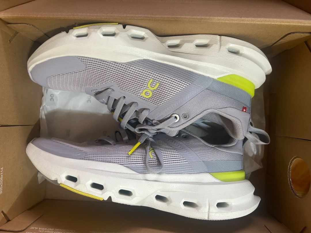 On cloud cloudpulse next (Category: Sneakers) located in Quezon City. Submitted by sophieness16 (Listing ID 1470465195, Image 3). Description: This is a brand new shoes, tried for walking for 10 minutes. .