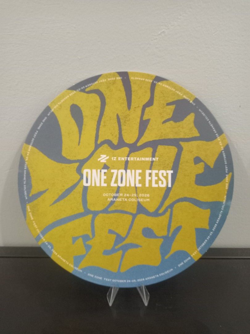 ONE ZONE FEST FAN FROM OZF CONCERT (Category: K-Wave Merchandise) located in San Pablo. Submitted by papilhovz (Listing ID 1470553750, Image 1). Description: ONE ZONE FEST OFFICIAL FAN FROM OZF CONCERT EXCLUSIVE FOR TICKET HOLDERS.