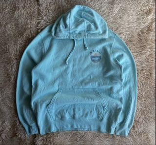 (Category: ) located in . Submitted by thriftedheatshub (Listing ID 1470474977, Image 1). Description: .