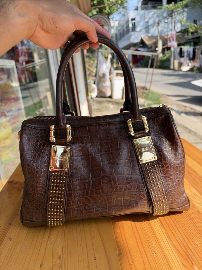 Orig metro rare (Category: Shoulder Bags) located in Cagayan de Oro. Submitted by negosyantesibengineer (Listing ID 1470399883, Image 2). Description: .