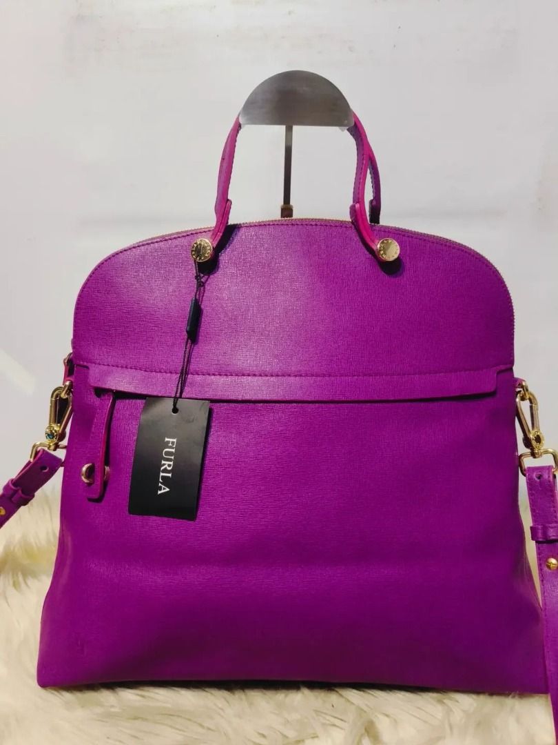 Original FURLA 2way (Category: Shoulder Bags) located in Cabuyao City. Submitted by your____lux____shop (Listing ID 1470524809, Image 3). Description: Sale❗️Sale❗️Sale❗️ ₱ 4,899 Original FURLA Brand-new w/ tag Magenta Large Pure genuine leather Flawless 📌First to pay!.