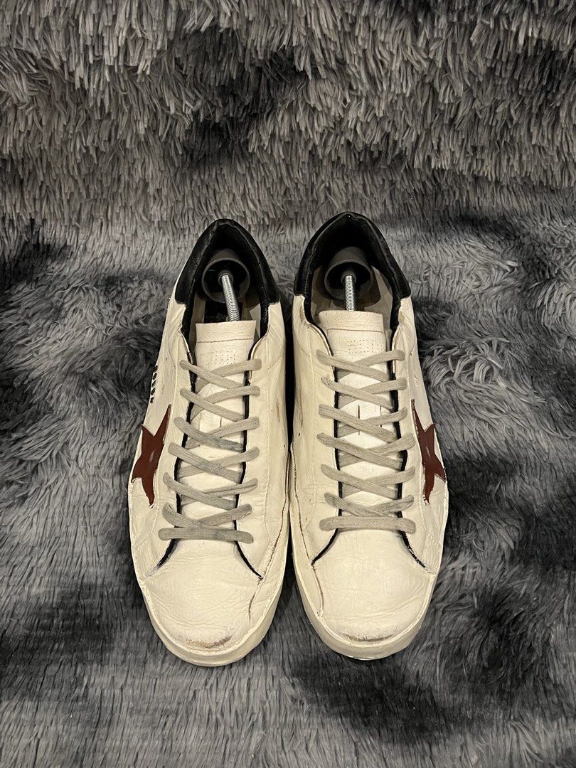 Original ggdb 43 (Category: Sneakers) located in Quezon City. Submitted by snoooow (Listing ID 1470489034, Image 2). Description: Original ggdb sneakers Size 43 euro mens Used shoes with ggdb dustbag.