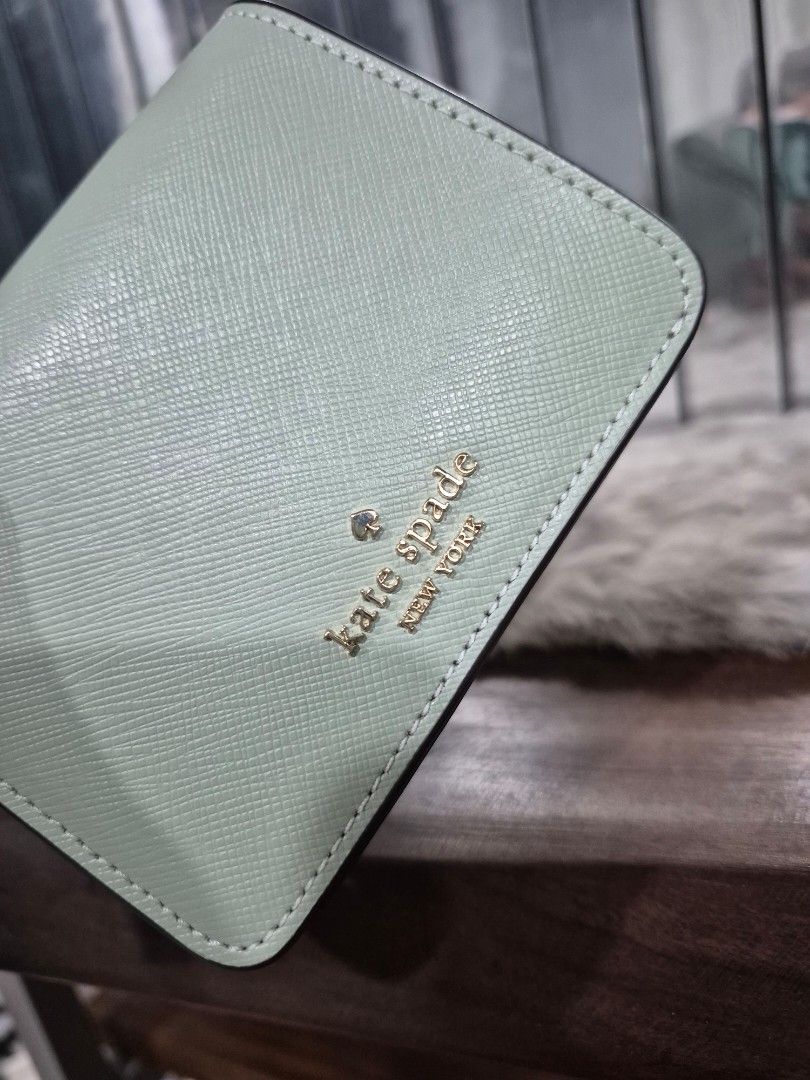 Original Kate Spade Bifold Wallet (Category: Wallets & Card holders) located in Cavite. Submitted by chaellebrandsluxe (Listing ID 1470405179, Image 2). Description: selling low, no inclusion what you see is what you get LP posted already.