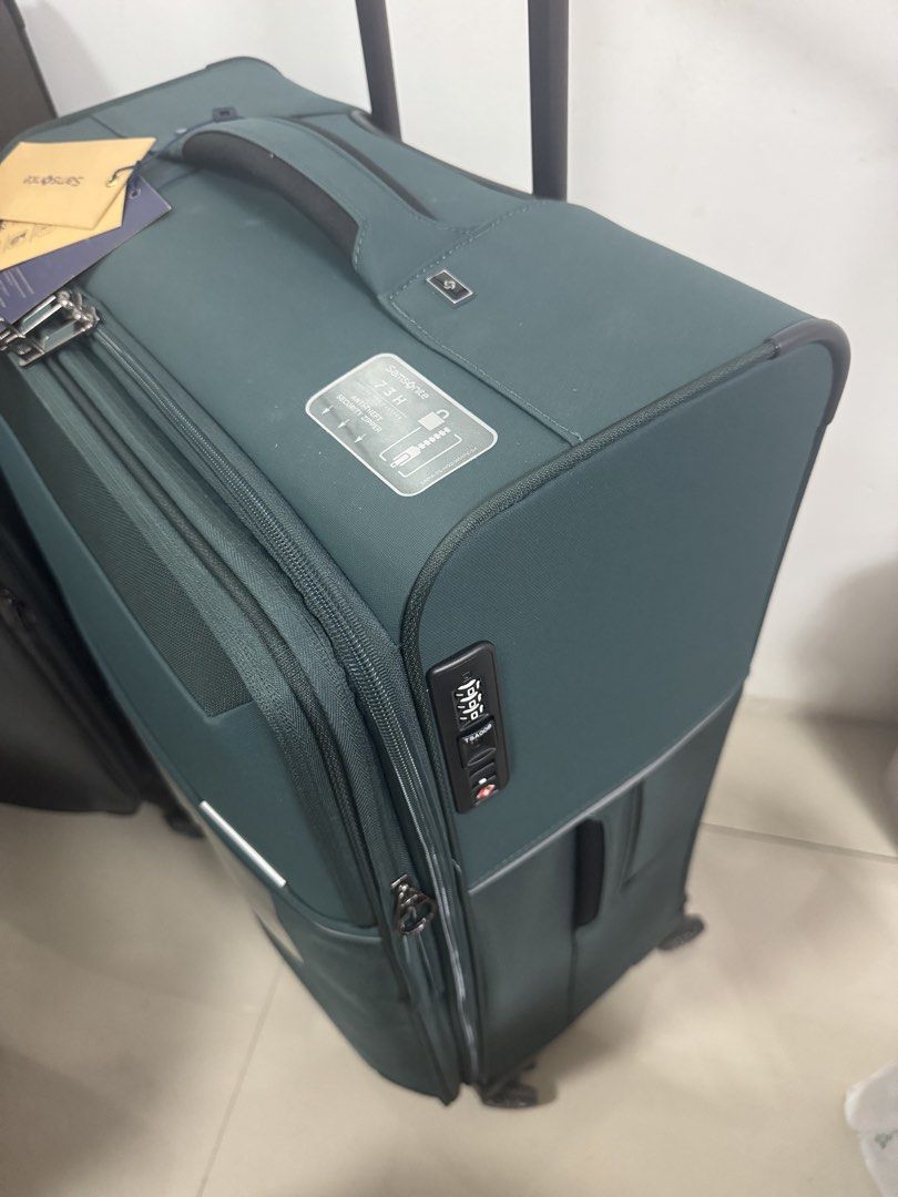 ORIGINAL SAMSONITE 73H (Category: Luggage) located in Manila. Submitted by prettystuff1008 (Listing ID 1470451178, Image 3). Description: SUPER SALE❣️❣️❣️ Fresh from store Medium size Mall Price 17990.