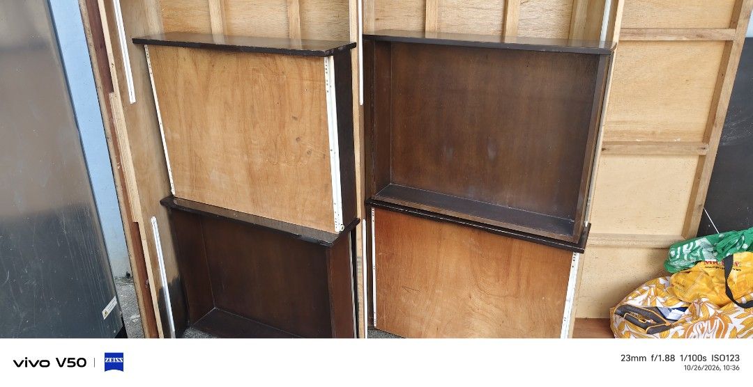 Orthocare by;Uratex 10" Queen Size 60"x75" (Category: Bed Frames & Mattresses) located in Rizal. Submitted by martinezxa27464 (Listing ID 1470375755, Image 3). Description: For Sale Orthocare By: URATEX (as is wer is) (Queen Size) w/ Headboard and Bed Frame and 2 side table drawer, Length - 75" Width - 60" Heigth - 10" gagamitin nlng at may bawas pa sa sure buyer, RFS: pull out from condo, for more info kindly chat or call/text Cainta Area 0 9 1 