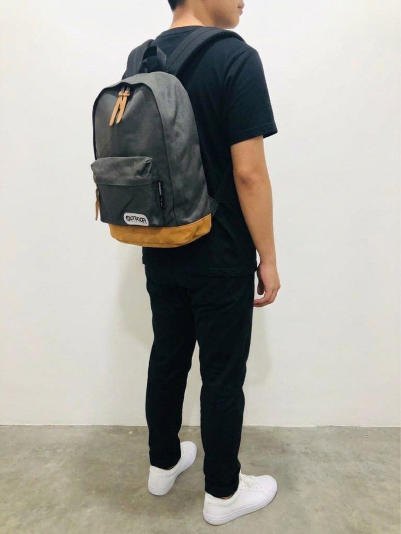 OUTDOOR CLASSIC GRAPHITE GRAY (MEDIUM) BACKPACK (Category: Backpacks) located in Imus. Submitted by dhouseoftotes (Listing ID 1470461523, Image 1). Description: 📐 MEASUREMENTS‼️ H - 16.5 inches W - 12 inches D - 6.3 inches •FROM JAPAN 🇯🇵 DISCLAIMER!! I am not affiliated, associated, authorised, endorsed by, or in any way officially connected with any of the brands, companies, or trademarks mentioned on this page/shop. All product names, logos,