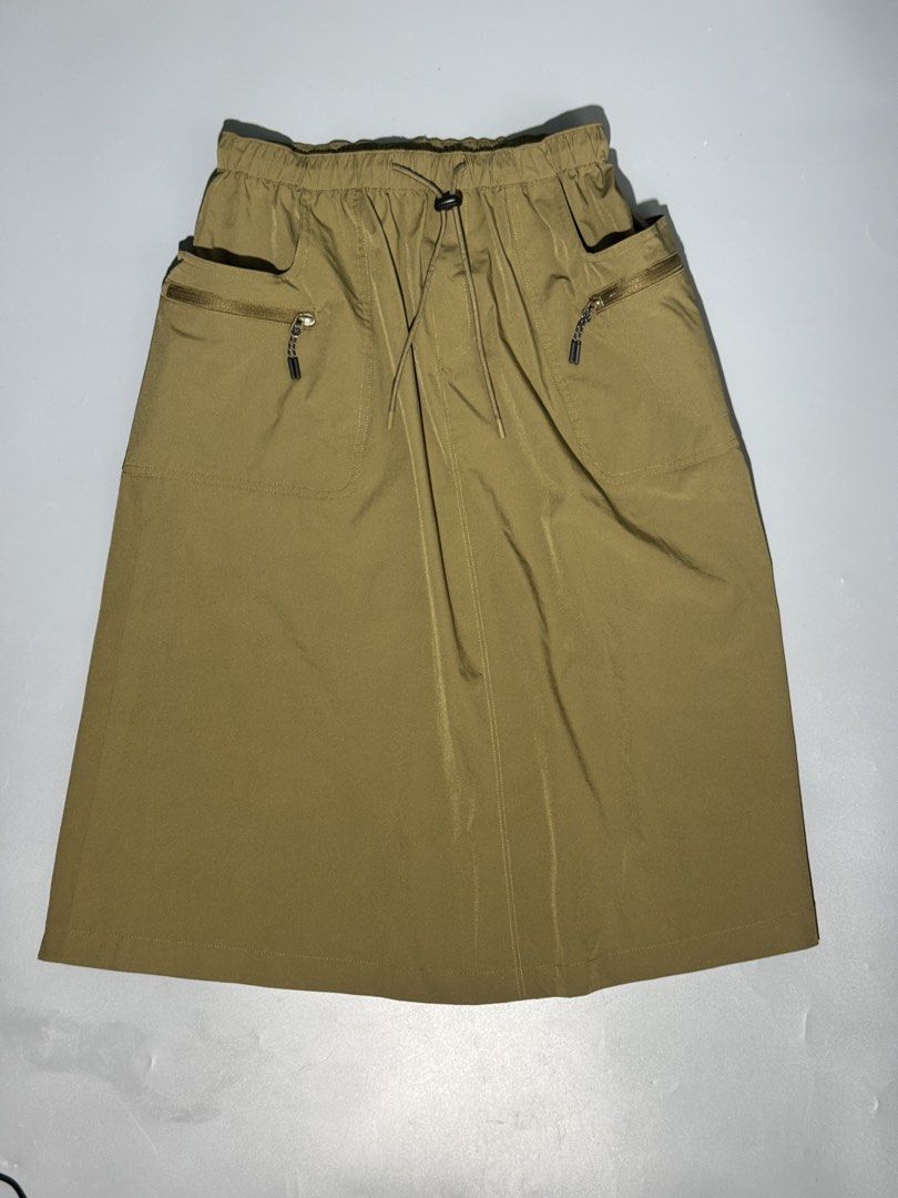 Outdoor Skirt (Category: Skirts) located in Las Pinas. Submitted by weryouat (Listing ID 1470456543, Image 1). Description: Catalog Outdoor Skirt🚨🚨🚨 Asia Small-Med Olive Brown Great Light fabric Adjustble waistband 24-29" waist 23-28"width 26" length 850 only MOP BPI/GCASH SHIP VIA J&T/Lalamove PAYMENTS FIRST POLICY LAS PINAS📍.