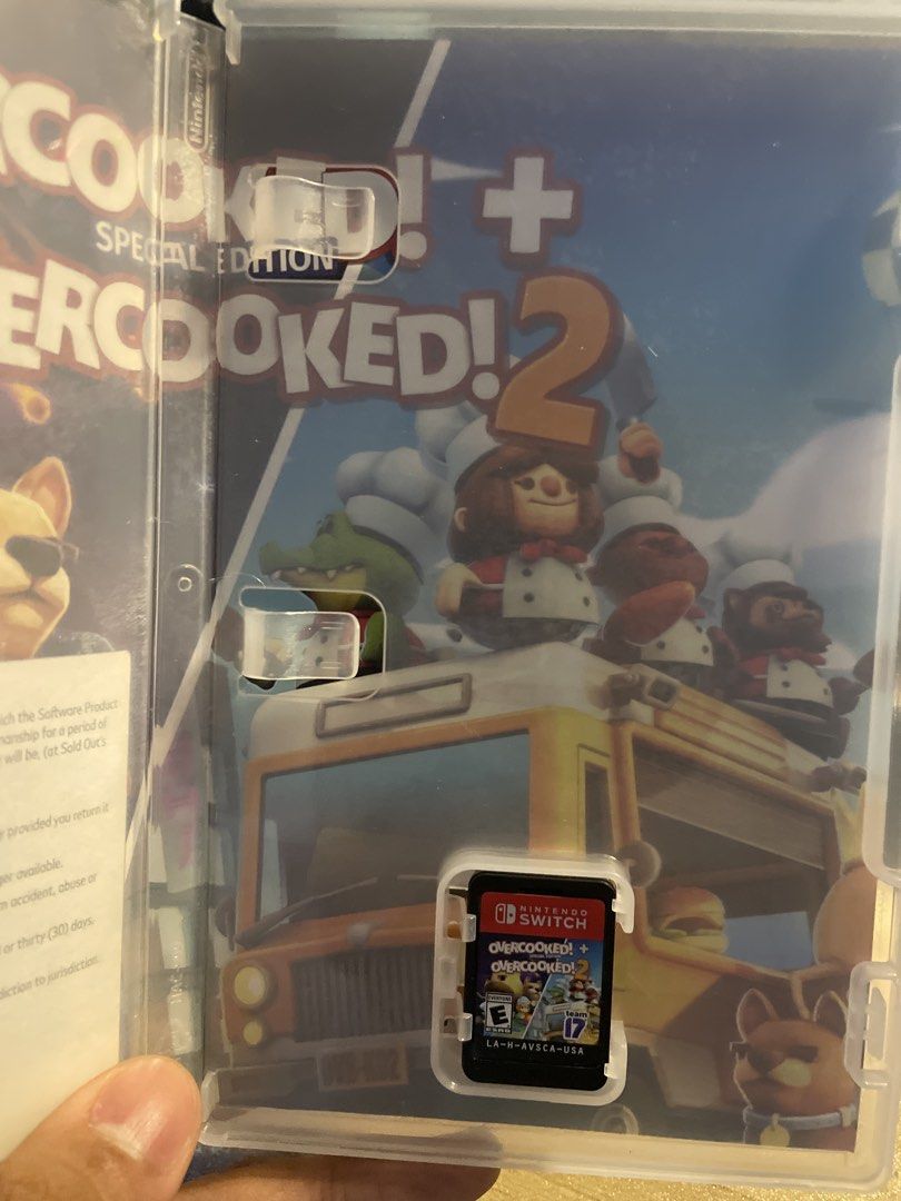 Overcooked! Special Edition + Overcooked! 2 Nintendo Switch (Category: Nintendo) located in Makati City. Submitted by zynobyte (Listing ID 1470367992, Image 2). Description: - Platform: Nintendo Switch (Physical Cartridge) - Includes: Overcooked! Special Edition and Overcooked! 2 bundle RFS: Finished with the game .