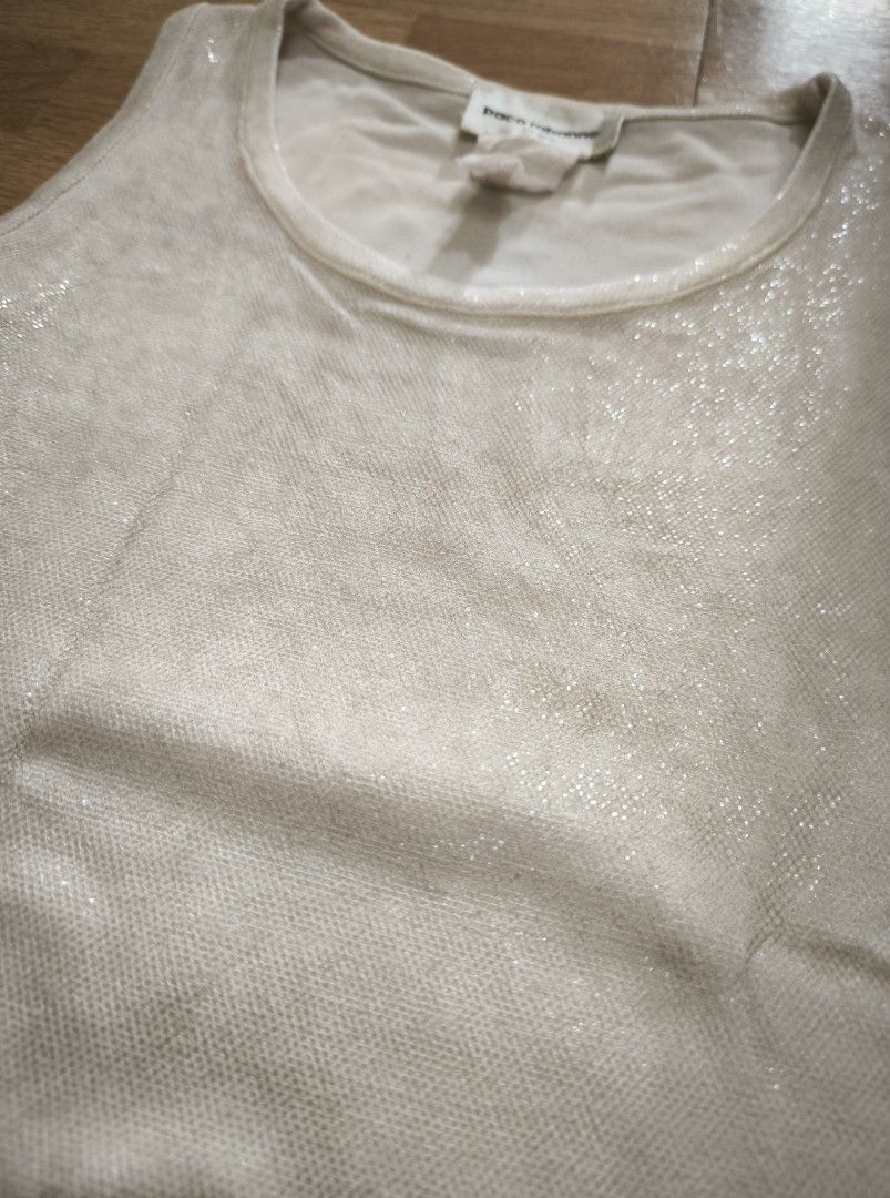 Paco Rabanne top (Category: Sleeveless) located in Manila. Submitted by wearforce (Listing ID 1470500247, Image 2). Description: Paco Rabanne white top color: white fit: small color rate 9/10 in good condition 350 + sf.