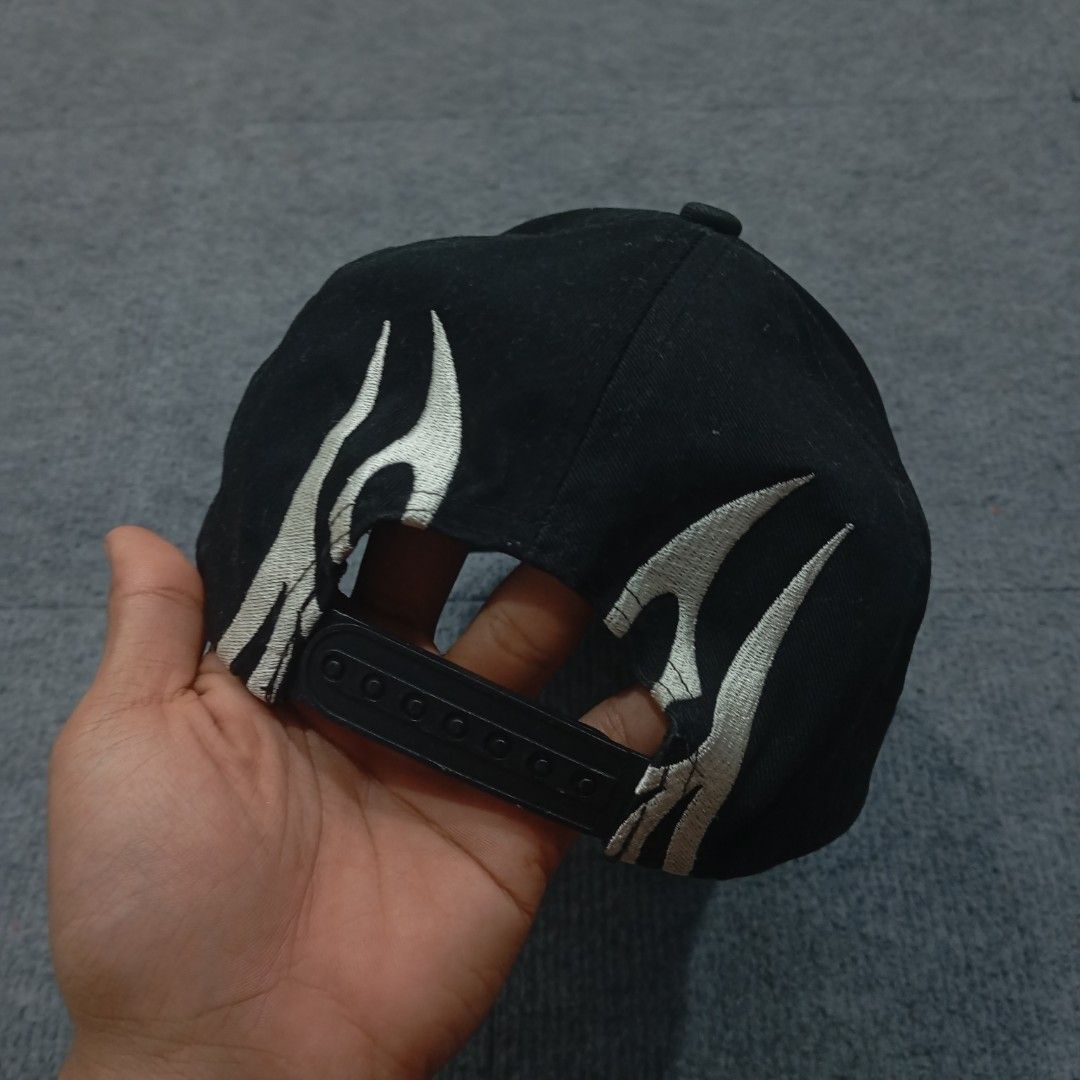 Pacsun Black Ascend Logo Snapback Hat (Category: Caps & Hats) located in Taguig. Submitted by sito. (Listing ID 1470405307, Image 3). Description: For sale! 📣 Pacsun Black Ascend Logo Snapback Hat Condition Details: • One Size Fit • Excellent Condition • No issue • Color rate: 10/10 • Overall Condition: 10/10 Price: ~ ₱590 Transaction Details: Location: Upper Bicutan, Taguig City, Metro Manila, 1633 Payment: Gcash / Maya / Bank Transfer Shipping