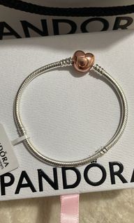 (Category: ) located in . Submitted by mycloset2025 (Listing ID 1470352574, Image 1). Description: .