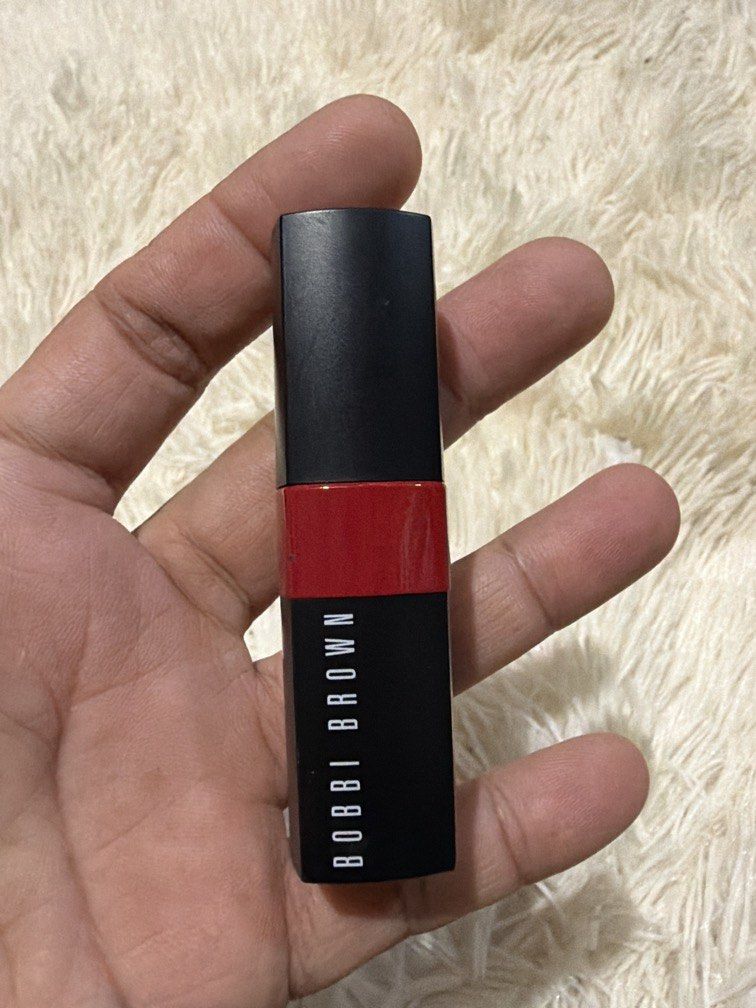 PARISIAN RED (Category: Makeup) located in Pugo. Submitted by caztraine (Listing ID 1470393313, Image 2). Description: .