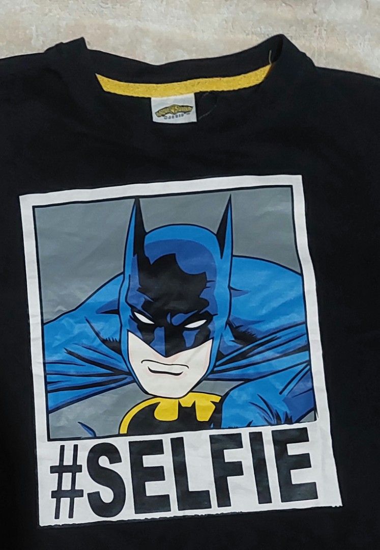 Parque Warner Madrid Batman selfie (Category: Tshirts & Polo Shirts ) located in Daet. Submitted by stonervoid (Listing ID 1470511078, Image 2). Description: Parque Warner Madrid Batman selfie 18.5x25 400 shipped.