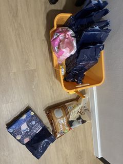 (Category: ) located in . Submitted by hellohellosemua (Listing ID 1470386933, Image 1). Description: .