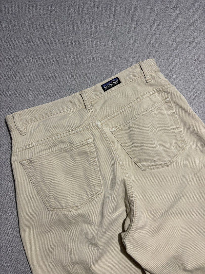Patagonia pants (Category: Jeans) located in Talisay. Submitted by bugzham (Listing ID 1470488813, Image 2). Description: Size on tag: womens 12 (29x30).
