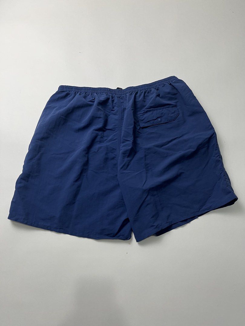 Patagonia Shorts (Category: Shorts) located in Makati City. Submitted by ufcknwthbst (Listing ID 1470361870, Image 3). Description: 34-40 waist 18 inch length 9.5/10 condition No issue Cut tag only.