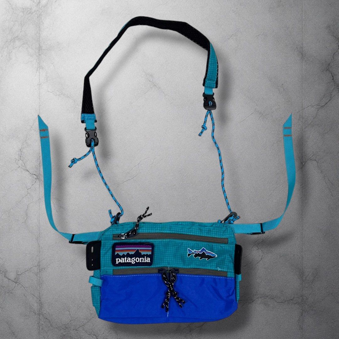 Patagonia Sling Shoulder Belt Bag (Category: Sling Bags) located in Cavite. Submitted by itsayaaa (Listing ID 1470542124, Image 1). Description: No issue Excellent Condition .