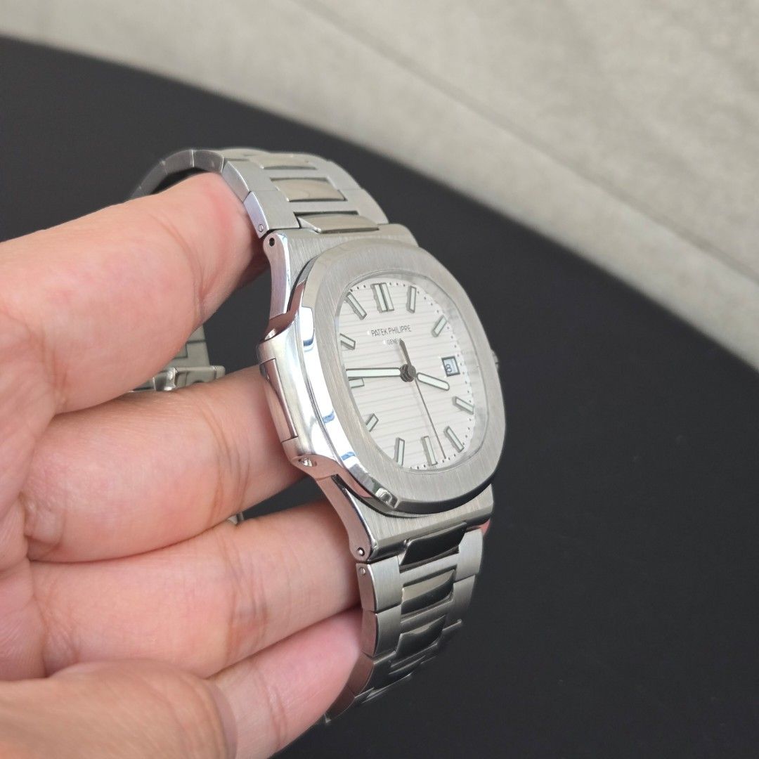 Patek Philippe Nautilus Watch (Category: Men's Watches) located in Quezon City. Submitted by flipandfind (Listing ID 1470516510, Image 1). Description: .