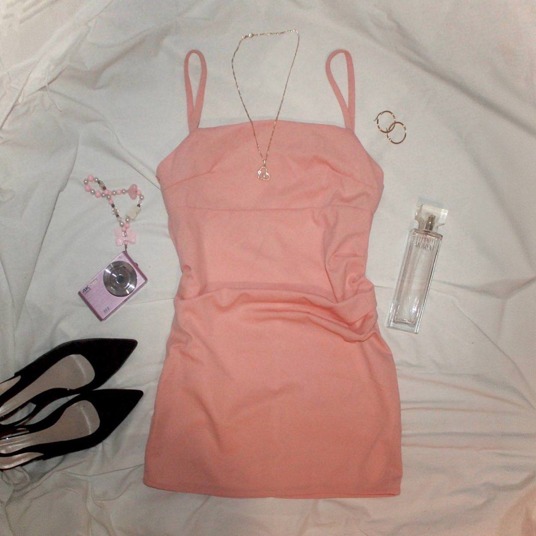 PEACH MINI DRESS (Category: Dresses) located in Manila. Submitted by 3z6lia (Listing ID 1470471484, Image 1). Description: MINI DRESS 💌 best fit for petite and xs girlies 💌 not stretchable 💌 zipper on the side 💌 no ww 📦 can ask for more deets and photos 📍North Luzon 📍Abra .