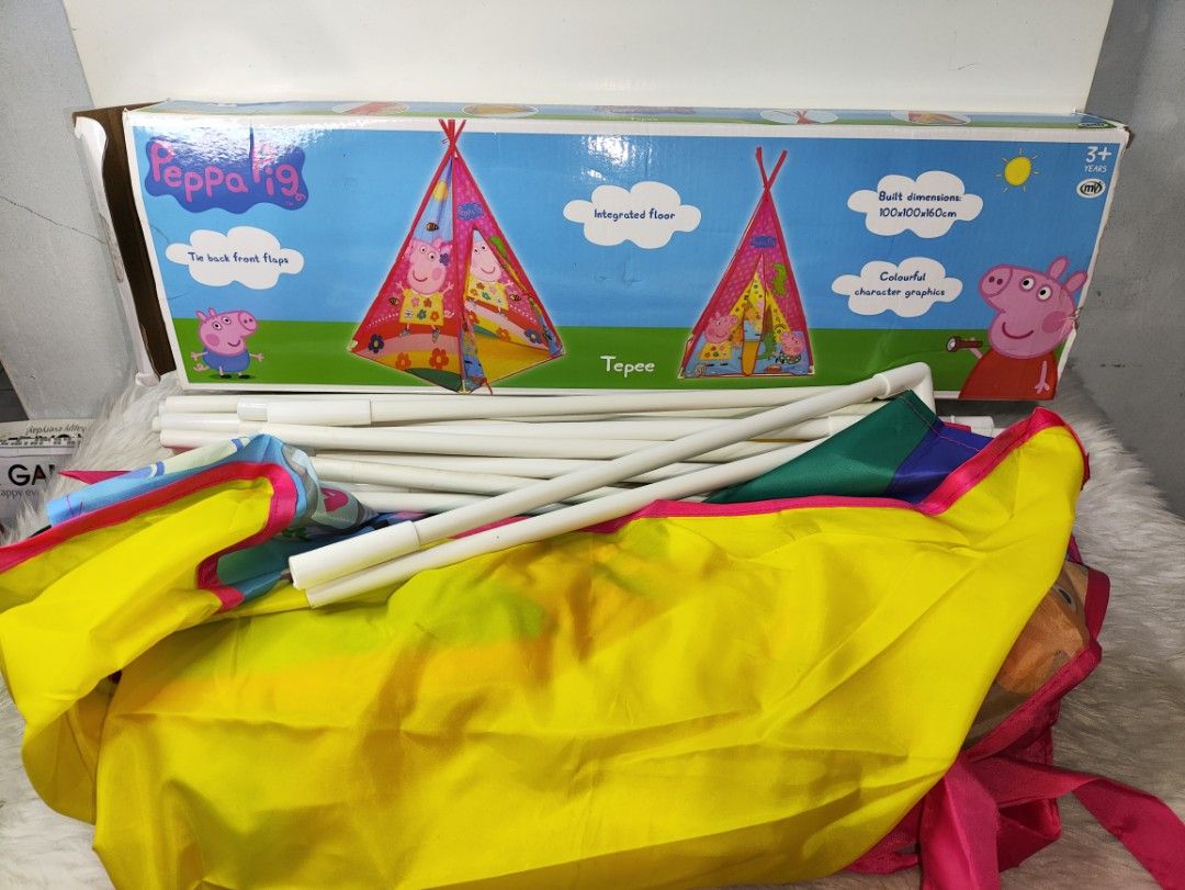 Peppa Pig Kids Play Tent Tepee (Category: Kids Toys) located in Cavite. Submitted by tinetaclesss (Listing ID 1470392032, Image 2). Description: may issue po sa isang pole.