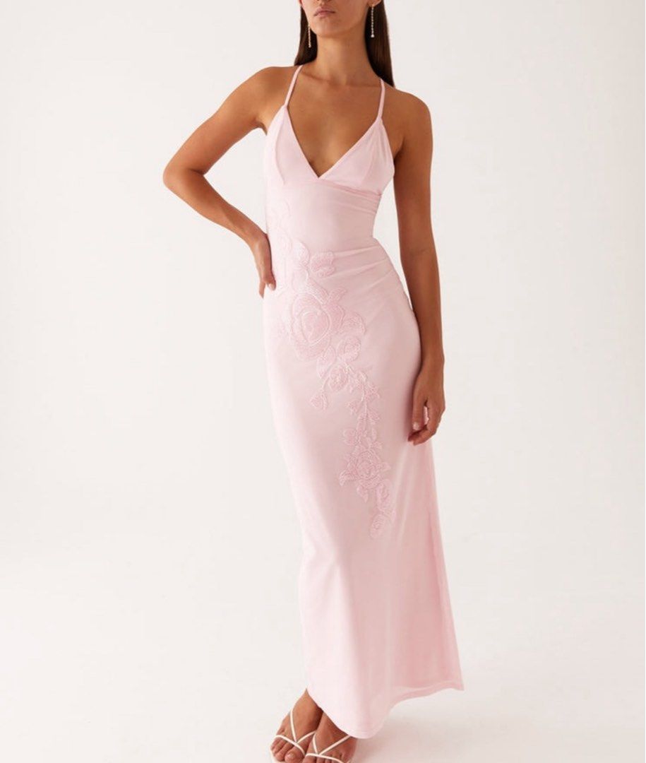 Peppermayo Beki Beaded Maxi Dress (Category: Dresses) located in Makati City. Submitted by piasab_ (Listing ID 1470414628, Image 1). Description: used once snatches your waist nicely dm for when worn.