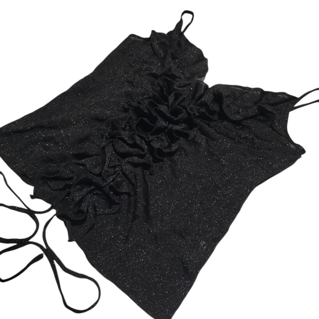 Petit Poudre Japan (Category: Sleeveless) located in Aloran. Submitted by thrift_hunter73 (Listing ID 1470484240, Image 3). Description: Petit Poudre Japan.
