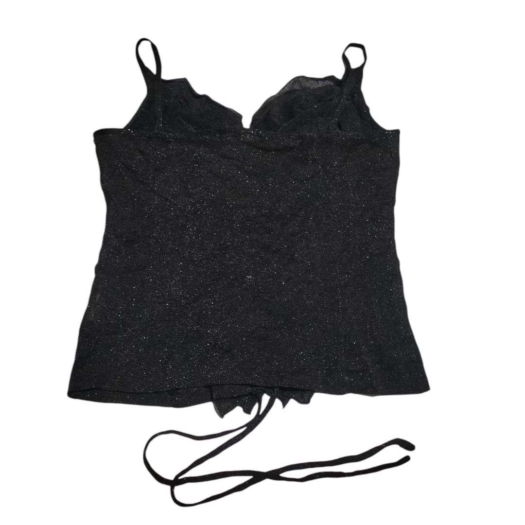 Petit Poudre Japan (Category: Sleeveless) located in Aloran. Submitted by thrift_hunter73 (Listing ID 1470484240, Image 2). Description: Petit Poudre Japan.