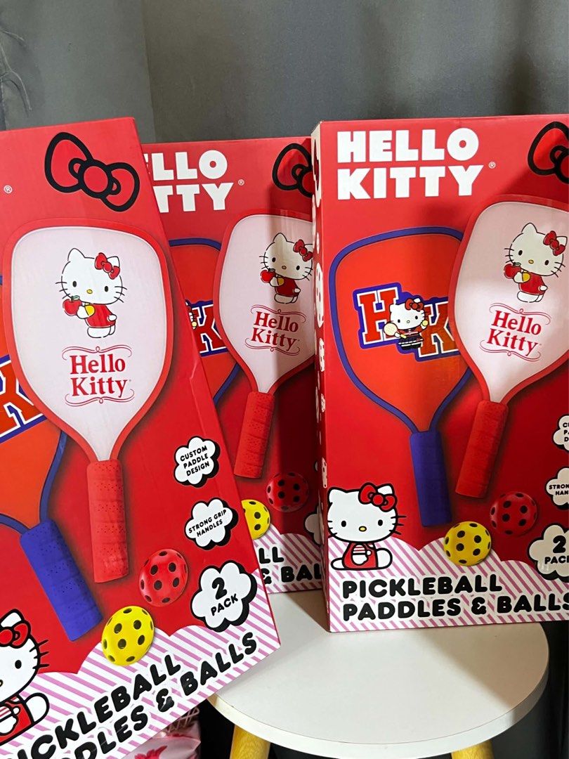 Pickle ball paddle with ball hello kitty (Category: Racket and Ball Sports) located in Manila. Submitted by ka.samyang (Listing ID 1470366831, Image 1). Description: Onhand One stock left.