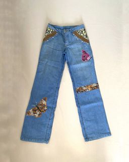 (Category: ) located in . Submitted by hotlinevintage777 (Listing ID 1470541190, Image 1). Description: .