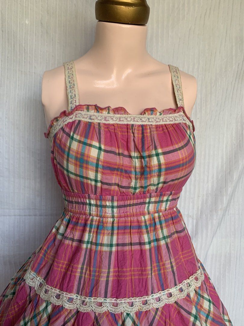Pink Checkered with white lace trim (Category: Dresses) located in Davao. Submitted by calli_2219 (Listing ID 1470411223, Image 3). Description: Size: Bust: 34-38 Waist: 27-36 Length: 36 No flaws & Issues Garter waistline.