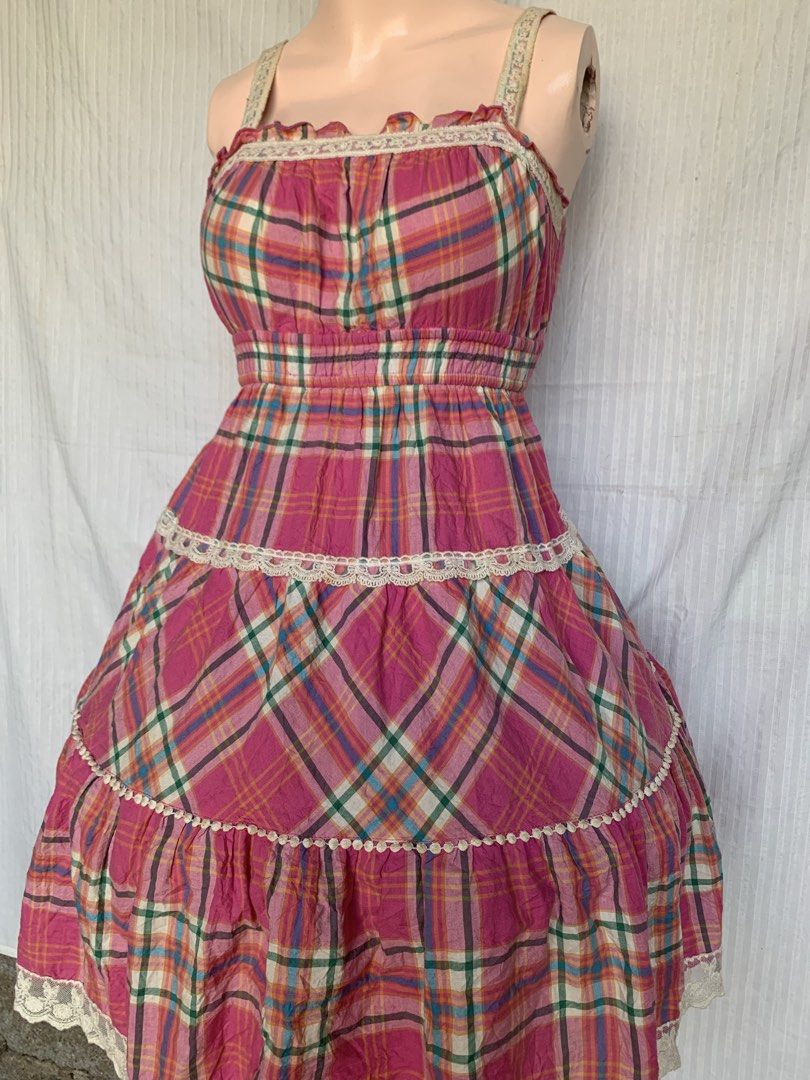 Pink Checkered with white lace trim (Category: Dresses) located in Davao. Submitted by calli_2219 (Listing ID 1470411223, Image 2). Description: Size: Bust: 34-38 Waist: 27-36 Length: 36 No flaws & Issues Garter waistline.