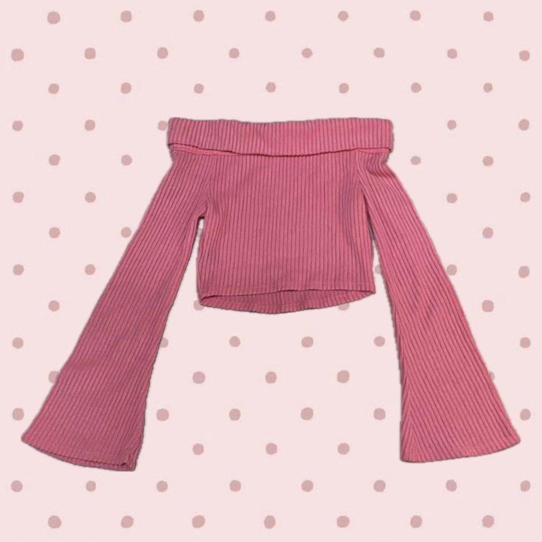 Pink Offshoulder Longsleeve Top (Category: Longsleeves) located in Bacoor. Submitted by s4dee (Listing ID 1470543953, Image 1). Description: size: xs - s.